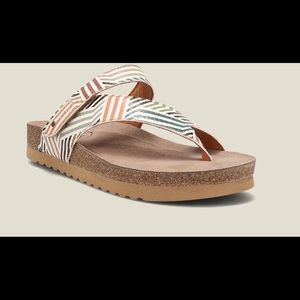 Taos Lola multicolor size 7-7.5 US, 38 EU, new with tags